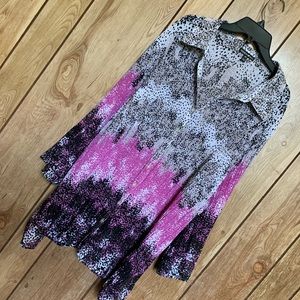 2x button down multi colored pleated top